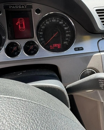 Volkswagen Passat cena 8000 przebieg: 330469, rok produkcji 2007 z Iława małe 172